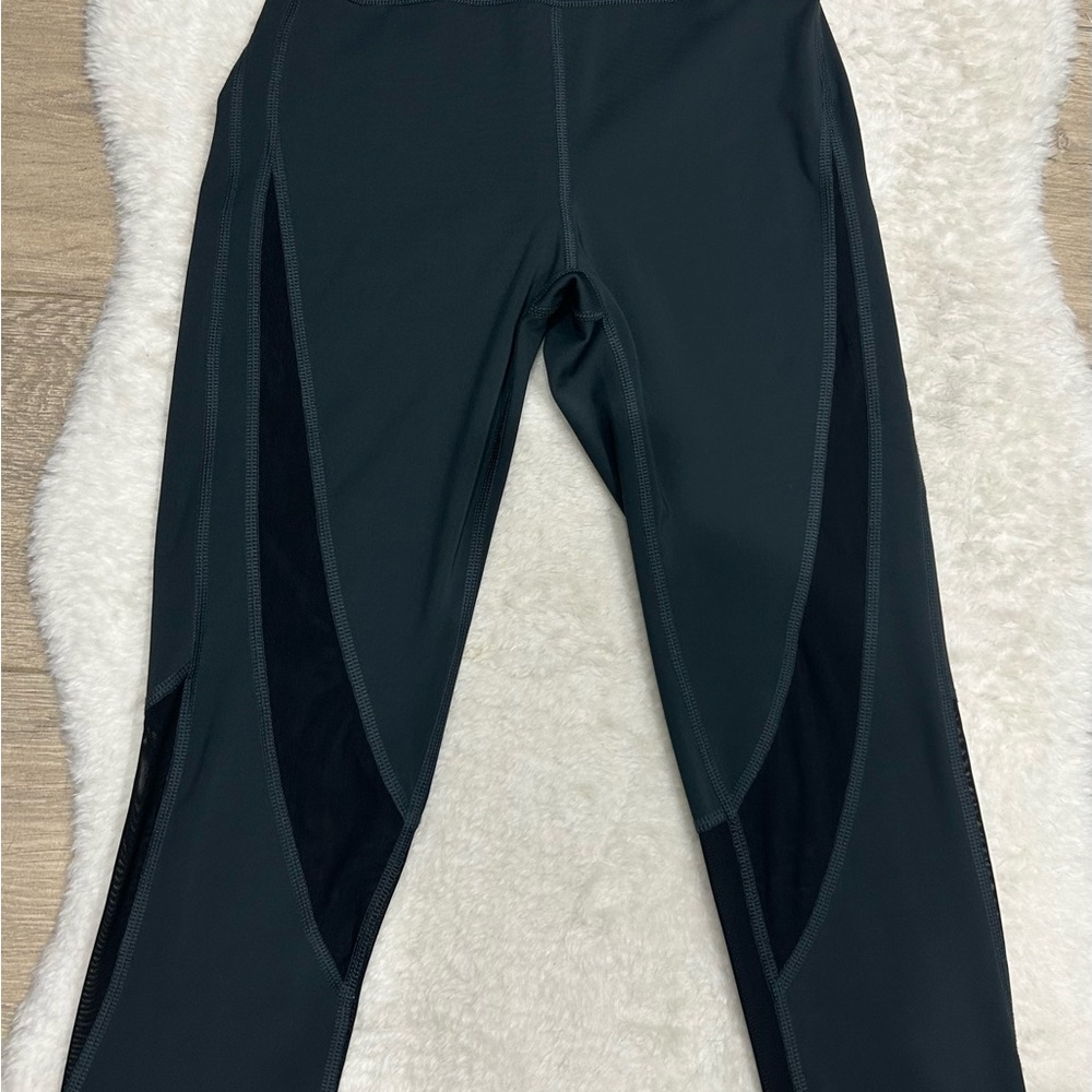 Mizuno X Ronda Rousey 7/8 Black Leggings NWOT - Picture 2 of 7